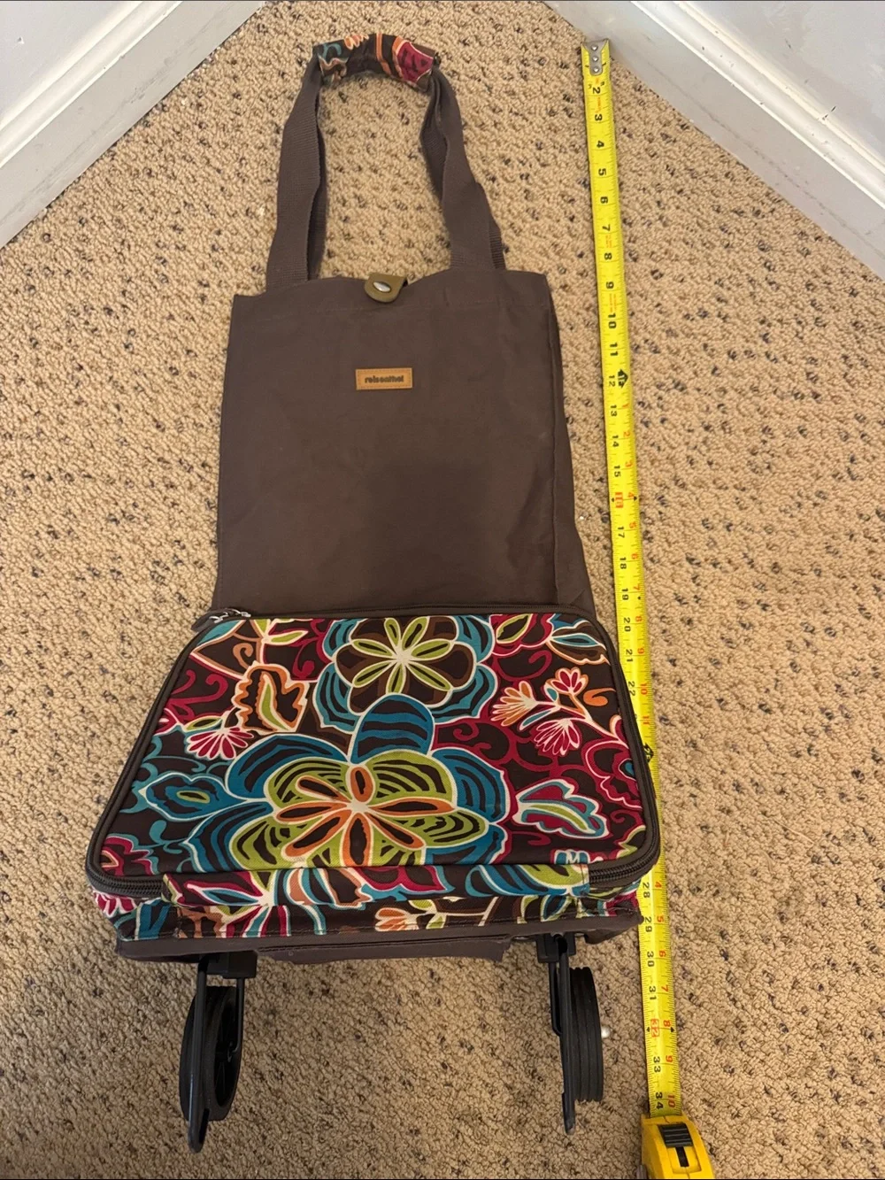 REISENTHEL Brown Floral Travel Organizer - Multicolor with retractable wheels